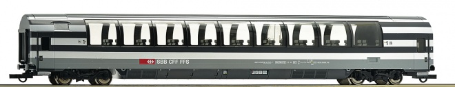 Panoramic car 1st class<br /><a href='images/pictures/Roco/224741.jpg' target='_blank'>Full size image</a>
